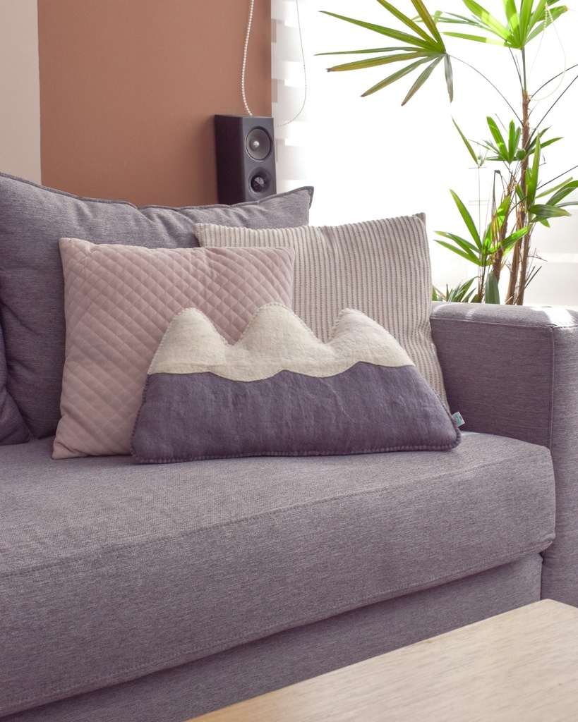 EPRUM-0-0-ALMOHADA MONTANA FIELTRO PLOMA